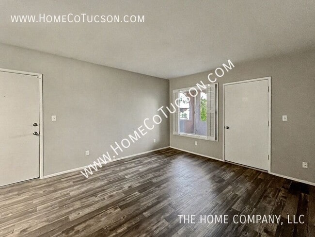 Foto del edificio - 3993 N Campbell Ave