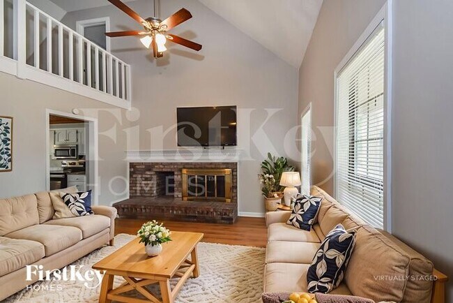 Foto del edificio - 6375 Treadway Trail