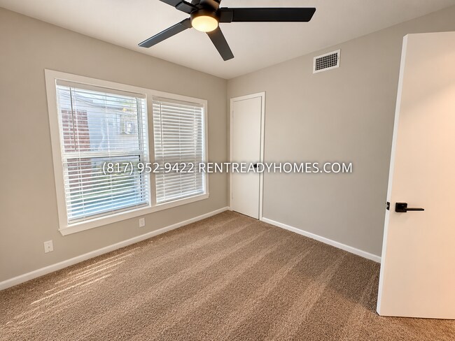 Foto del edificio - 1504 Ridgeview St
