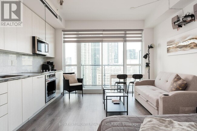 Building Photo - 38 Iannuzzi St