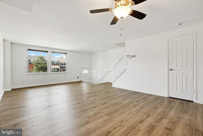 Foto del edificio - 5609 Chelwynd Rd
