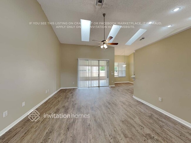 Foto del edificio - 12540 Pica St