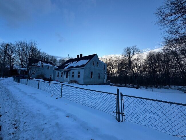 Foto del edificio - 75 Packard St
