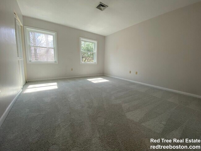 Foto del edificio - 1402 Lagrange St