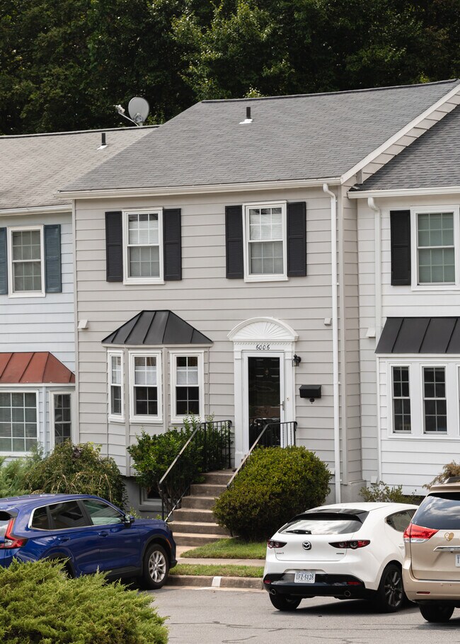 Foto del edificio - 6006 Sweet Dale Ct