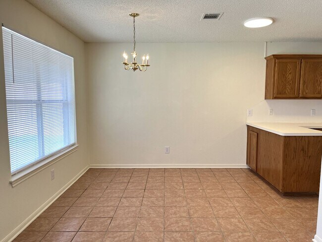 Building Photo - Lorena ISD Duplex