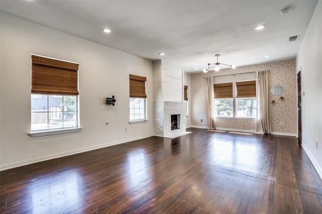 Building Photo - 319 N Polk St