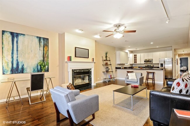 Living Room - 3328 N Sheffield Ave
