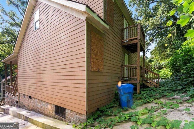 Foto del edificio - 930 Hall St NW