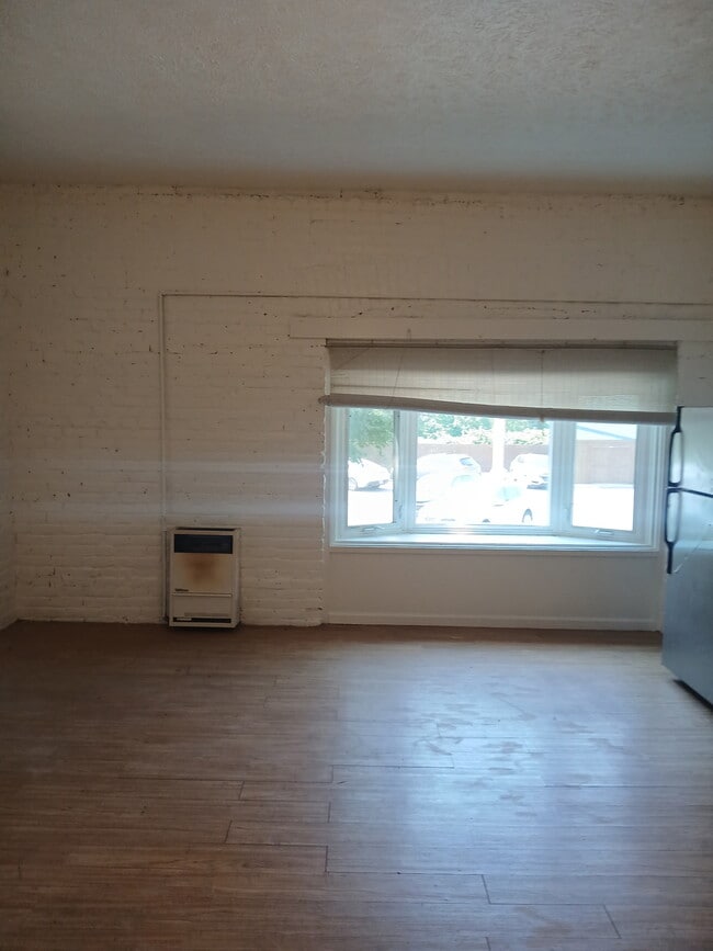 Building Photo - 2210 Murray Hill Rd