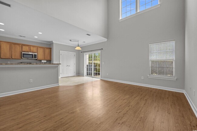 Foto del edificio - 1060 Fairway Ln