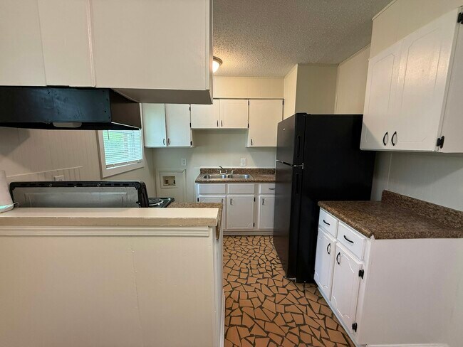 Foto del edificio - 4277 Falcon Cove