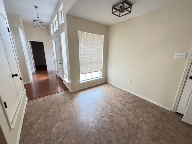 Building Photo - 5305 Manhassett Dr