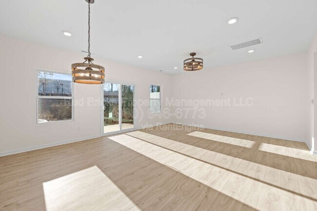 Foto del edificio - 11027 Pagebrook Ln