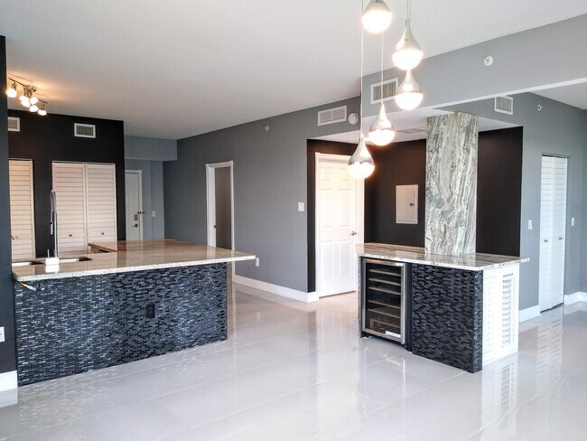 Foto del edificio - 804 E Windward Way
