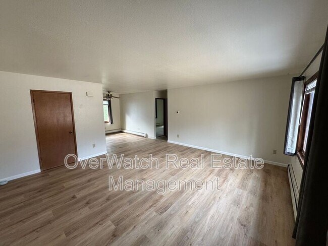 Foto del edificio - 8118 Boundary Ave