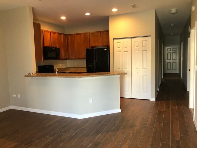 Building Photo - 1930 Yellowfin Dr