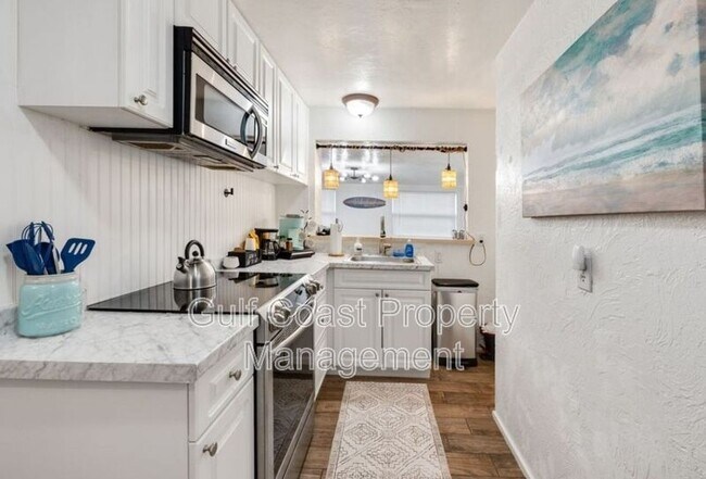 Foto del edificio - 1837 Robinhood St