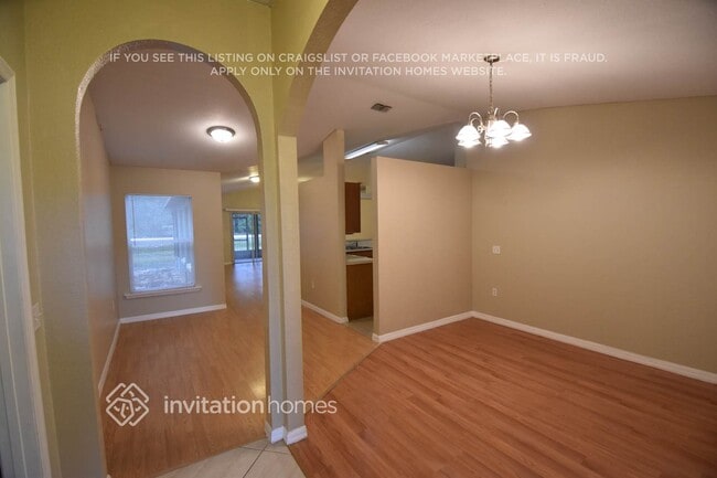 Building Photo - 1014 Heron Ct