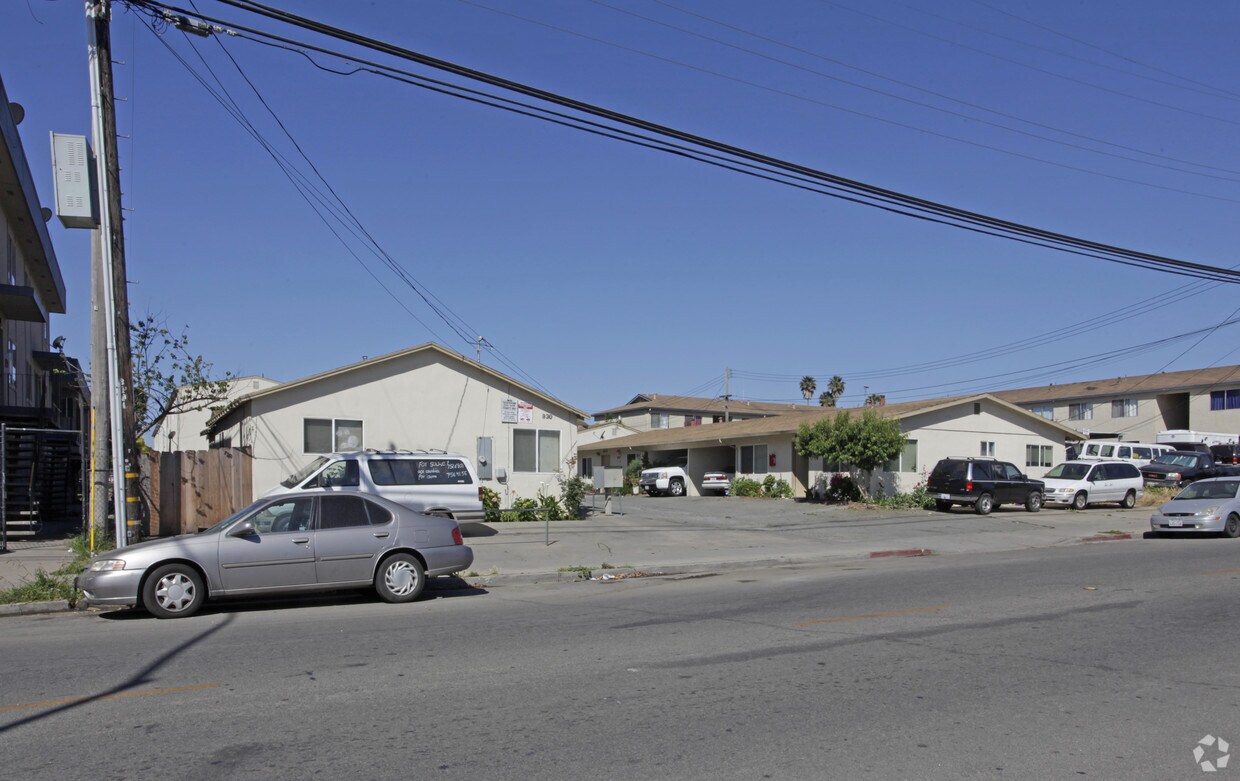 828830 Garner Ave, Salinas, CA 93905 Apartments in Salinas, CA
