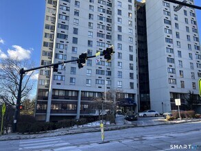 Building Photo - 60 Strawberry Hill Ave