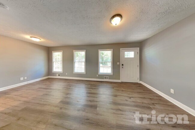 Foto del edificio - 847 Raintree Way SE
