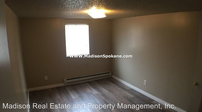 Foto del edificio - 7723 W Sunset Hwy