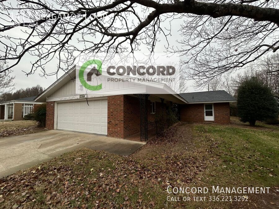 Primary Photo - 1417 Bergamot Loop