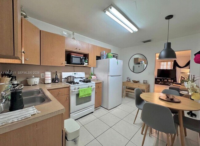 Foto del edificio - 367 E 20th St