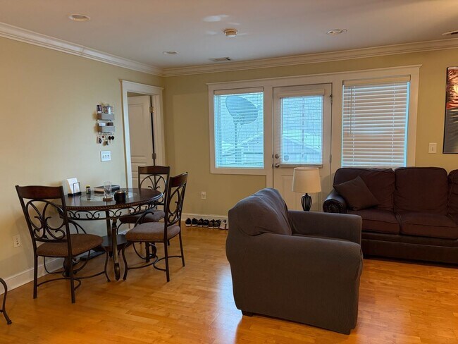 Building Photo - Convenient Single-Family Home Near UGA in East Athens