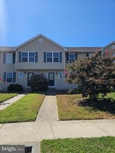Building Photo - 45 Bay Hill Ln