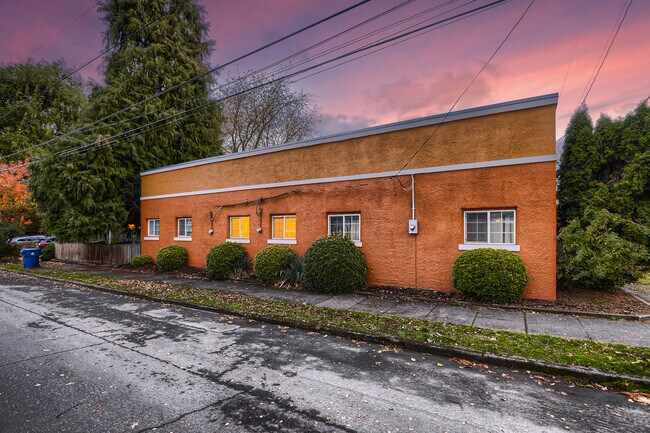 Building Photo - 9004 N Mohawk Ave