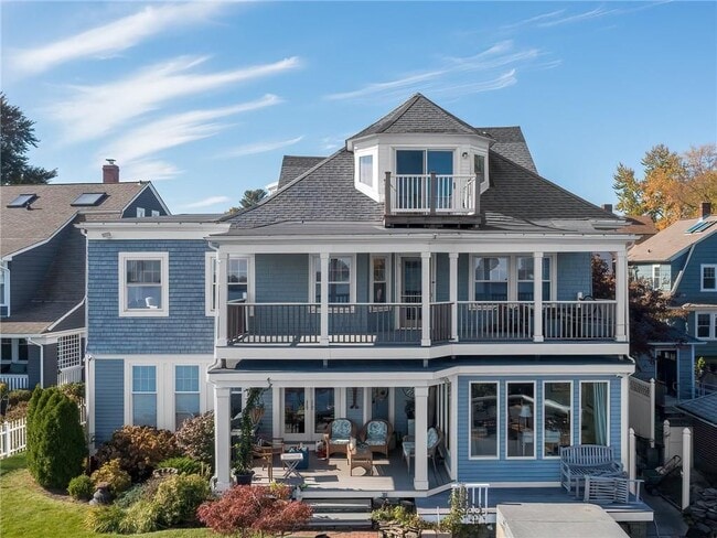 Building Photo - 22 Hudson Pl