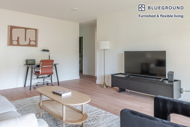 Foto del edificio - 20200 Lucille Ave