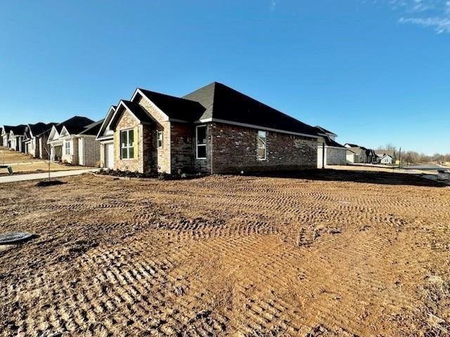 Building Photo - 5802 Macasin Ave