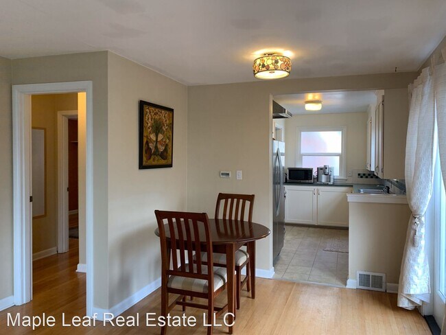 Building Photo - 3 br, 2 bath House - 2822 23rd Ave W