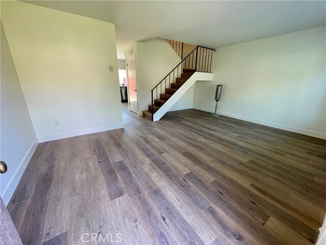 Building Photo - 461 W Alton Ave