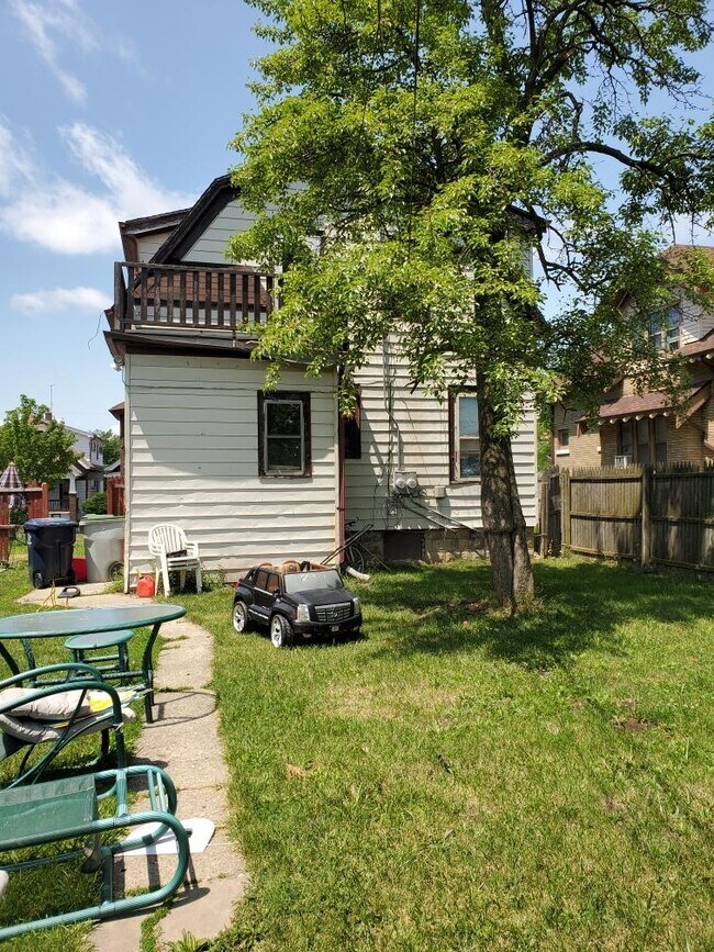 Back of House - 3932 N 23rd St
