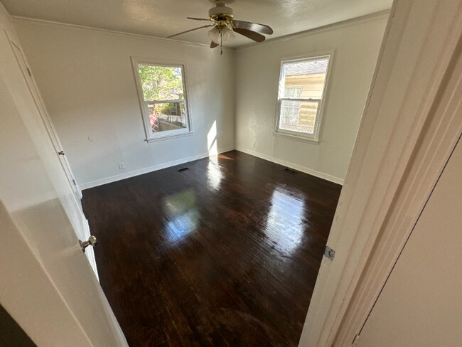 Building Photo - 306 N Patterson St