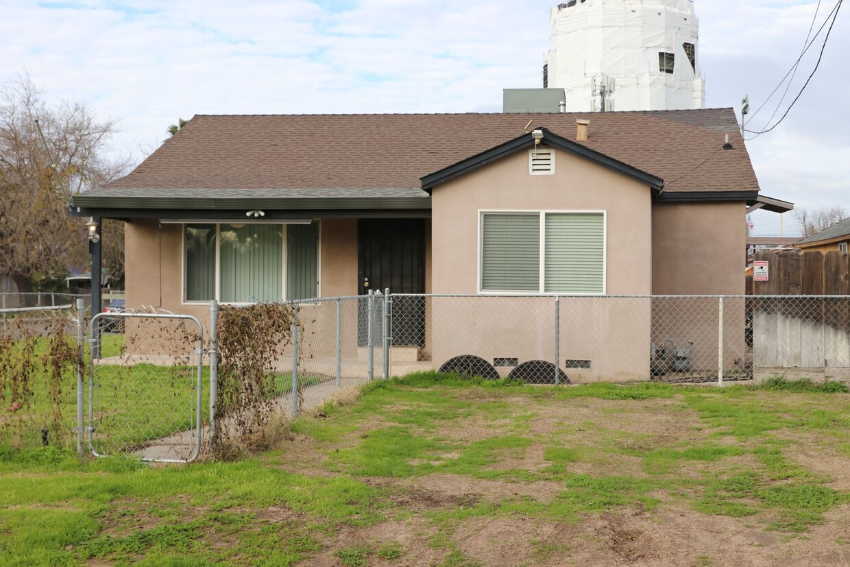 Foto del edificio - 701 Cedar Ave