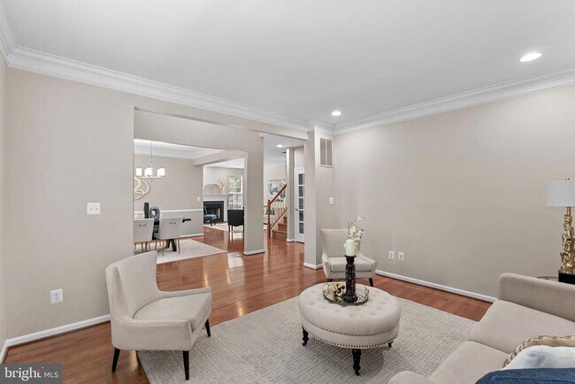 Foto del edificio - 43104 Baltusrol Terrace