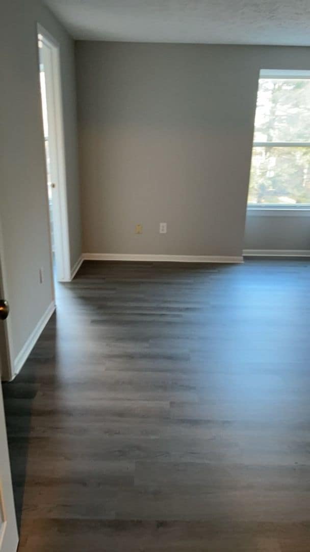 Foto del edificio - 16198 Henderson Ln