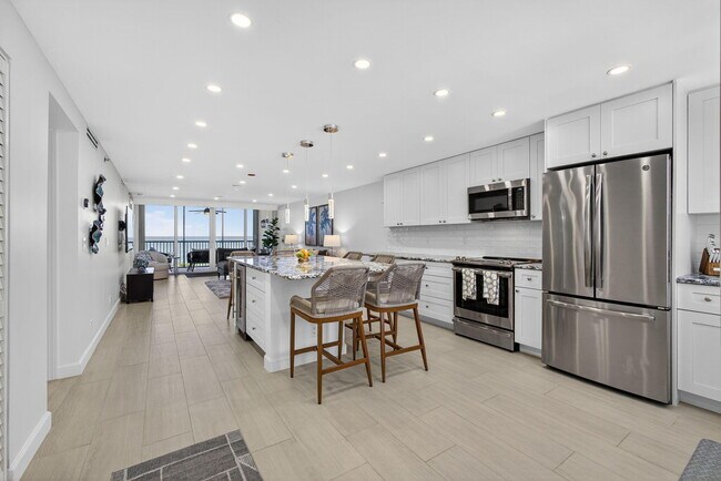 Foto del edificio - 840 Ocean Dr