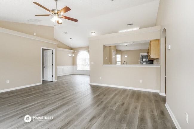 Building Photo - 1368 Summerbrook Dr