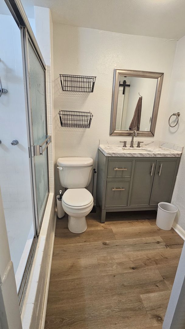 Foto del edificio - Studio, 1 covered parking with Murphy bed