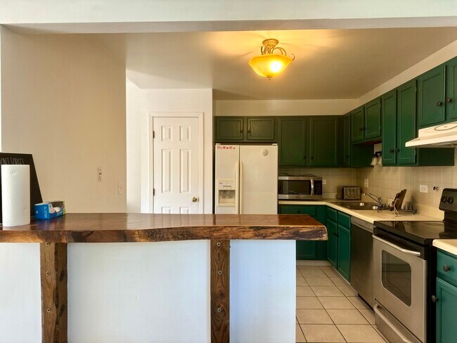 Foto del edificio - 1077 Auburn Ln