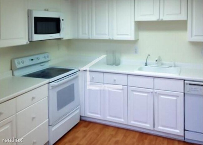 Building Photo - 2 br, 2 bath Condo - 60 Glen Rd # T40