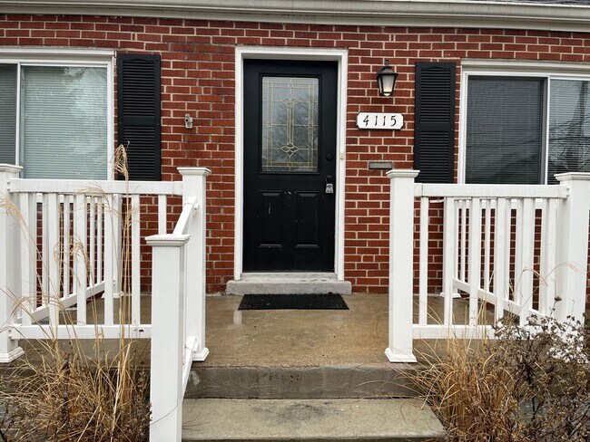 Foto del edificio - CHEVIOT - Adorable 3+ Bed 1 bath brick hom...