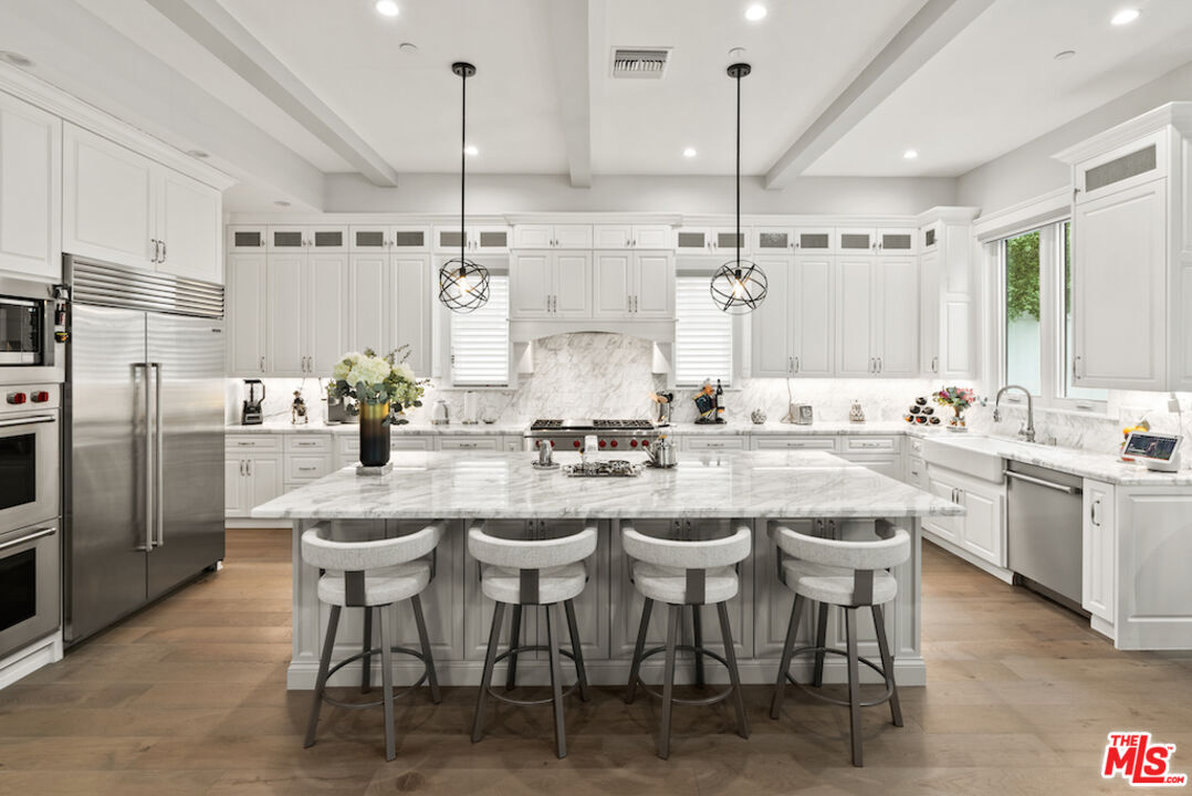 Foto principal - 592 30th St