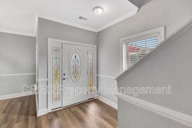 Foto del edificio - 2703 E Surrey Dr